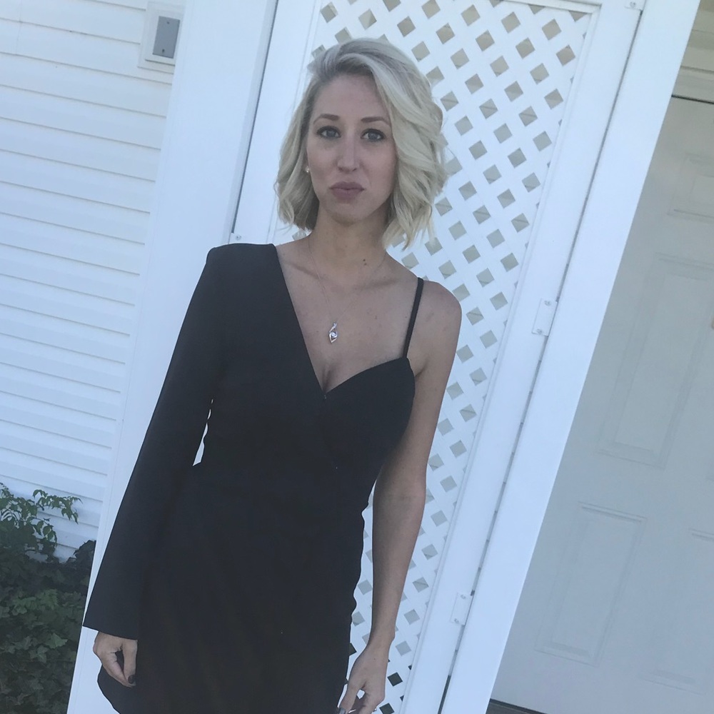 Meet your Posher, Brooke